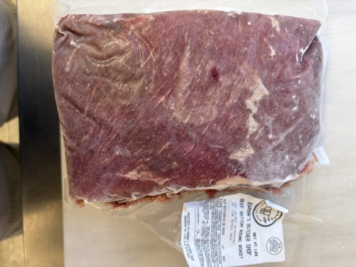 Bottom Round Roast, vacuum-sealed pack.